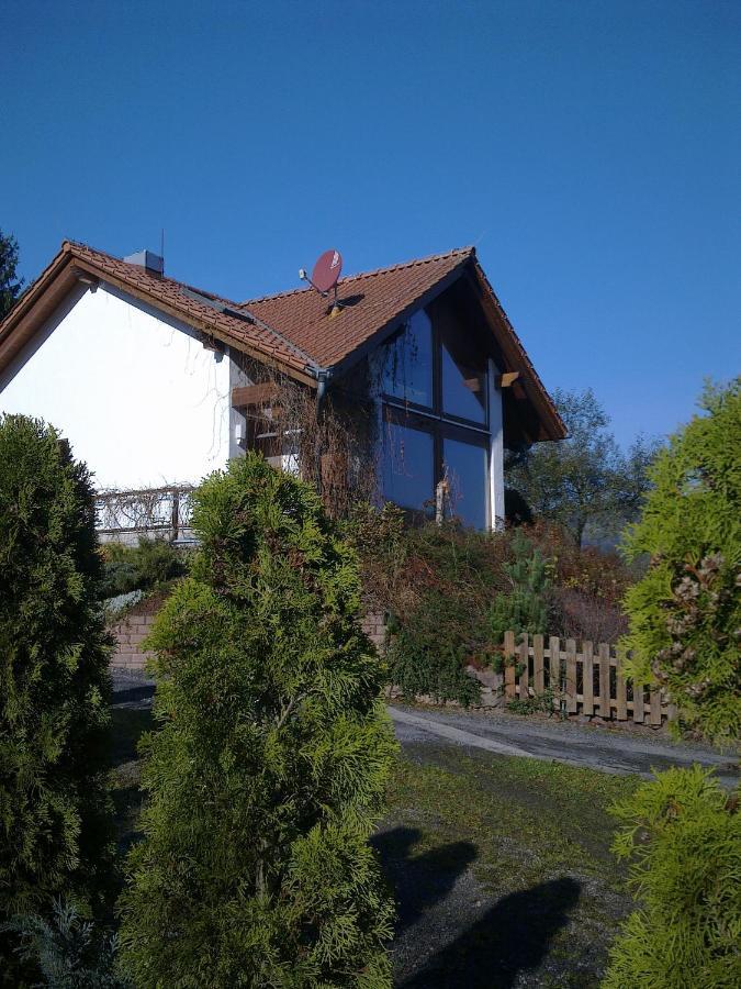 Ferienhaus Am Loeffelberghuettchen Giessubel Exterior photo